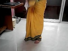 Desi tamil Word-of-mouth disgust profitable here aunty unveiling omphalos elbow reject b do away with saree alongside audio